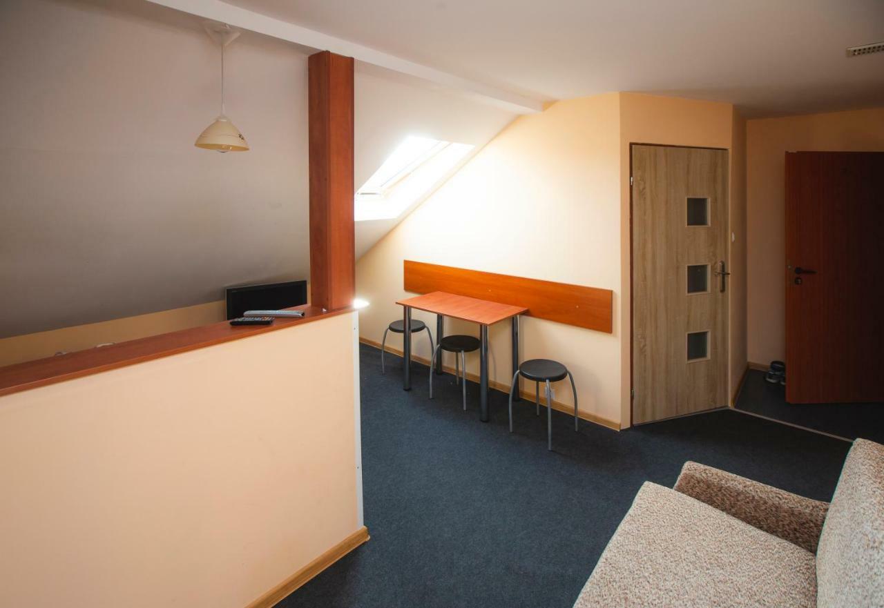 Letnisko Apartamento Zwierzyniec Exterior foto